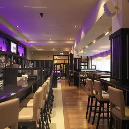 מלון The Fitzwilton 4*