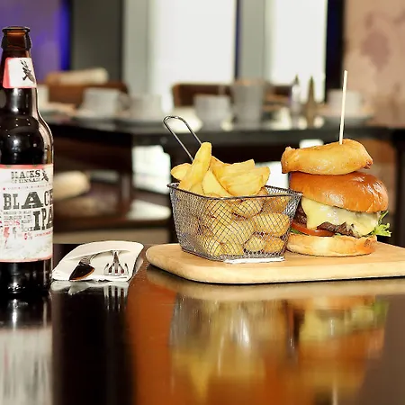 The Fitzwilton Hotel 4*